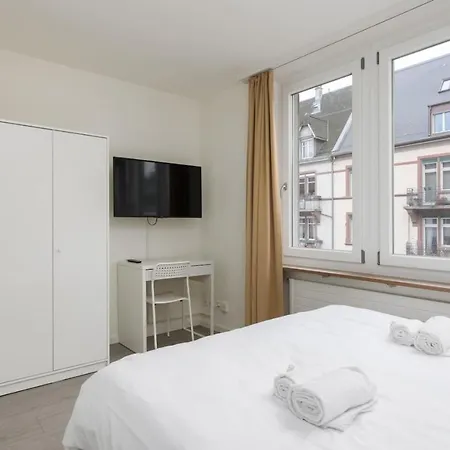 Urban Oasis With Queen Bed And View Be-48 チューリッヒ