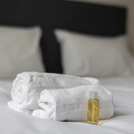 Urban Oasis With Queen Bed And View Be-48