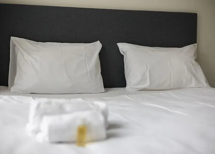 Urban Oasis With Queen Bed And View Be-48